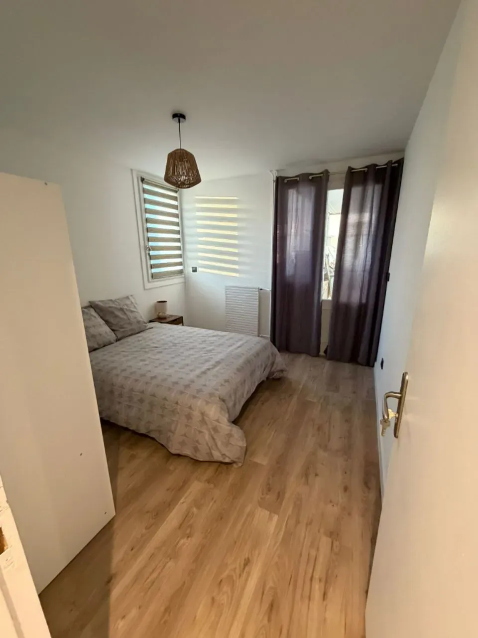 Super Appartement 85m2 pour Colocation de 4 chambres rénové entièrement — image 4 sur 9