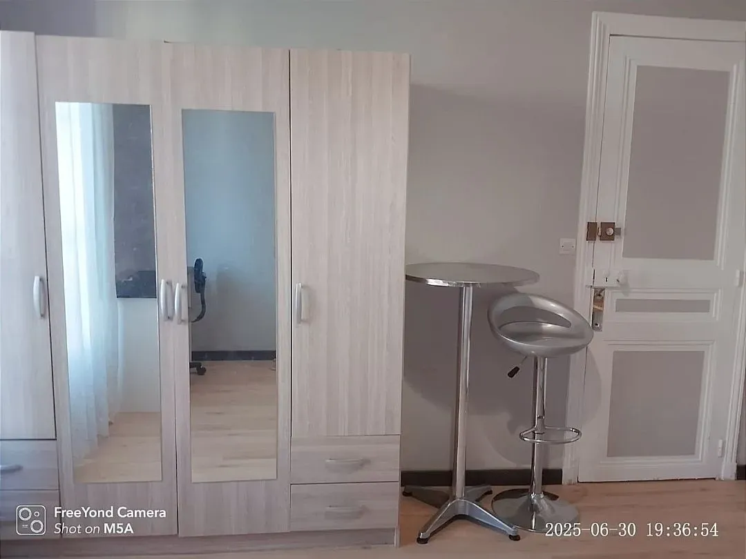 CHAMBRE MEUBLÉE EN COLOCATION À 2 MINUTES À LA GARE D'ARGENTEUIL- CENTRE VILLE — image 4 sur 12