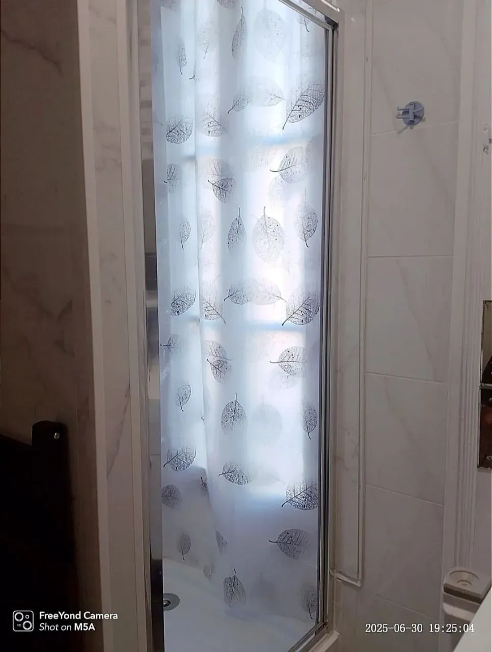 CHAMBRE MEUBLÉE EN COLOCATION À 2 MINUTES À LA GARE D'ARGENTEUIL- CENTRE VILLE — image 10 sur 12