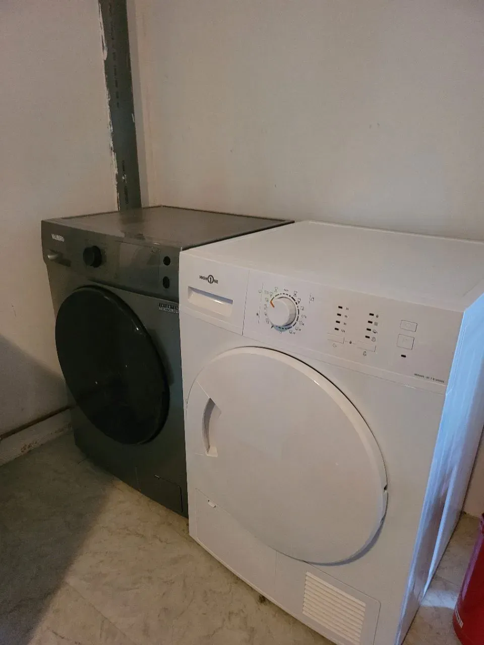 Chambre dispo coloc en maison avec jardin face tram, chambre avec salle de douche privee — image 6 sur 7