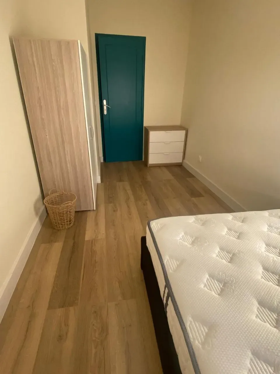 Chambre de 11m² meublée dans une colocation cosy à Melun, disponible dès le 23 mai — image 2 sur 6