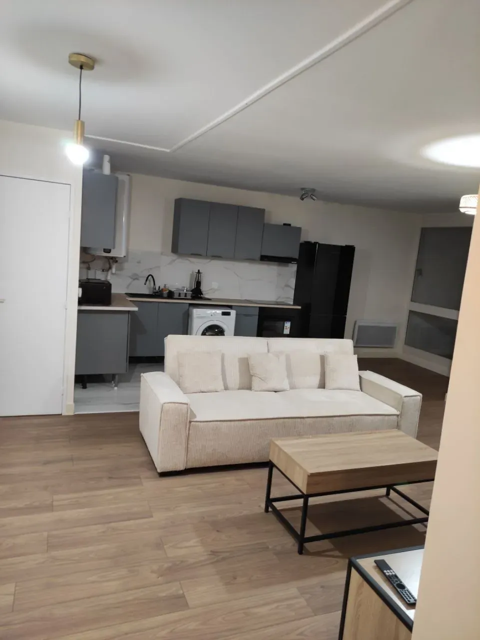 🏡 Chambre meublée en colocation – T4 refait à neuf – Centre Épinay-sur-Seine 
 — image 7 sur 13