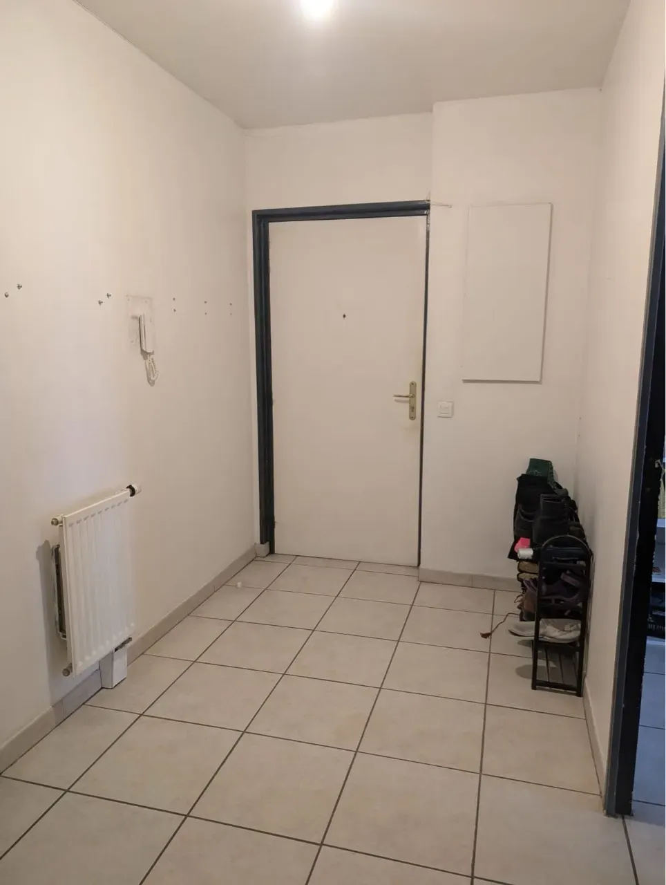 Chambre disponible 12’5m2 dans appartement lumineux de 80m2 avec une grande terrase et un balcon.  — image 10 sur 10