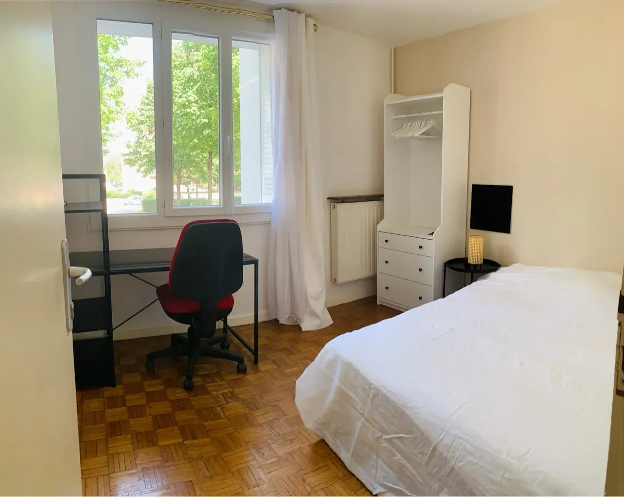 COLOCATION Aux Portes du Campus de Grenoble - 1 chambre libre - 1er Juin — image 4 sur 5