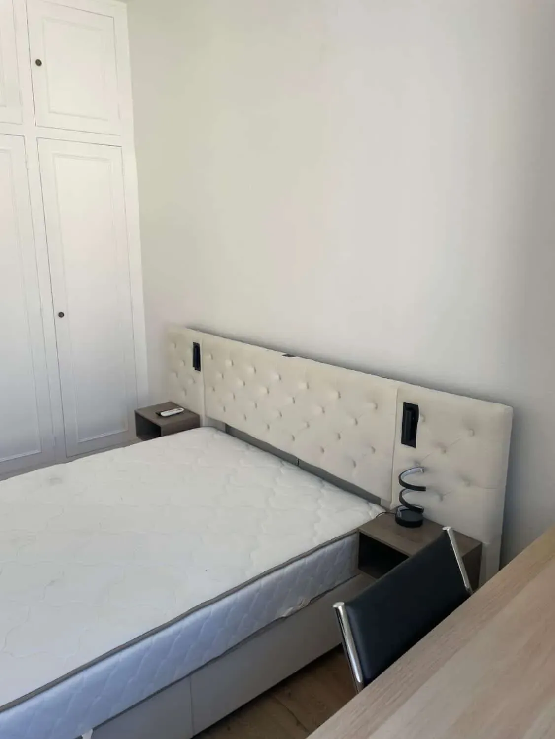 Chambre disponible dans un appartement de 110m2, composé de 3 chambres situé aux Chartrons — image 2 sur 4