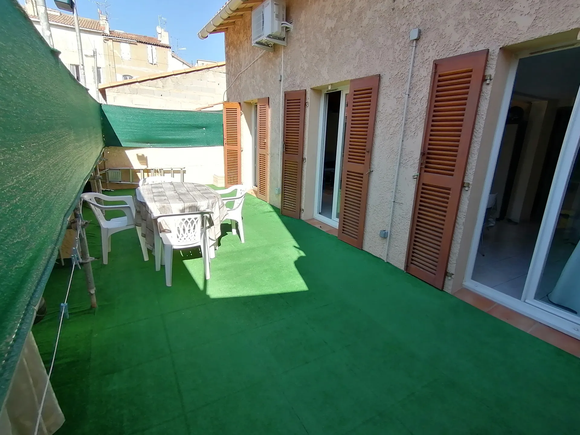 Une grande chambre  — image 3 sur 15