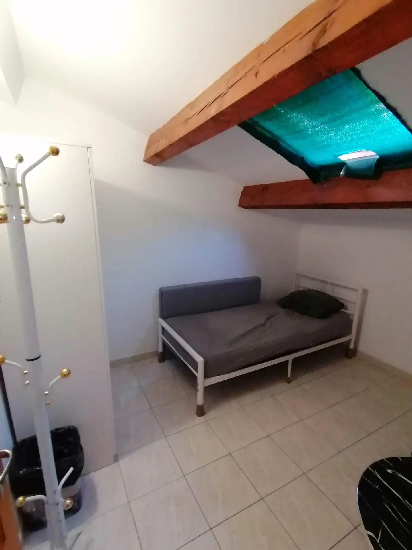 Une grande chambre  — image 13 sur 15