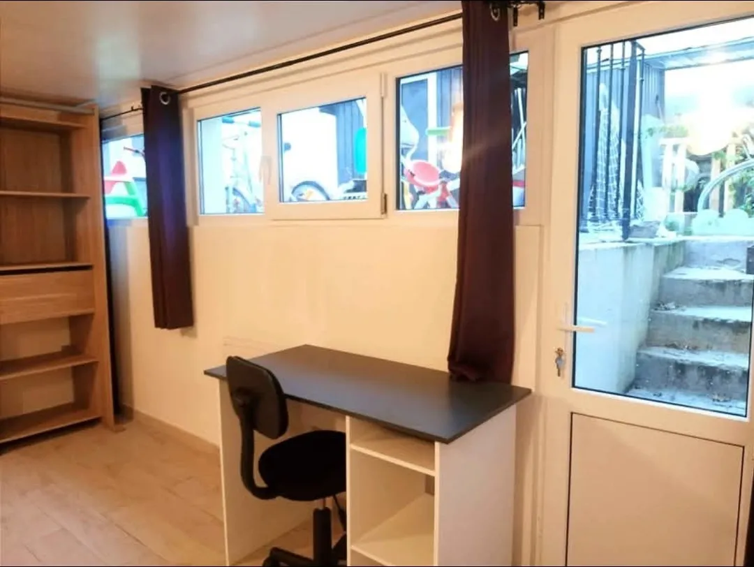 CHAMBRE MEUBLÉE EN COLOCATION ENTRE FILLE PRÈS DE LA GARE D'ARGENTEUIL - CENTRE VILLE.  — image 9 sur 15