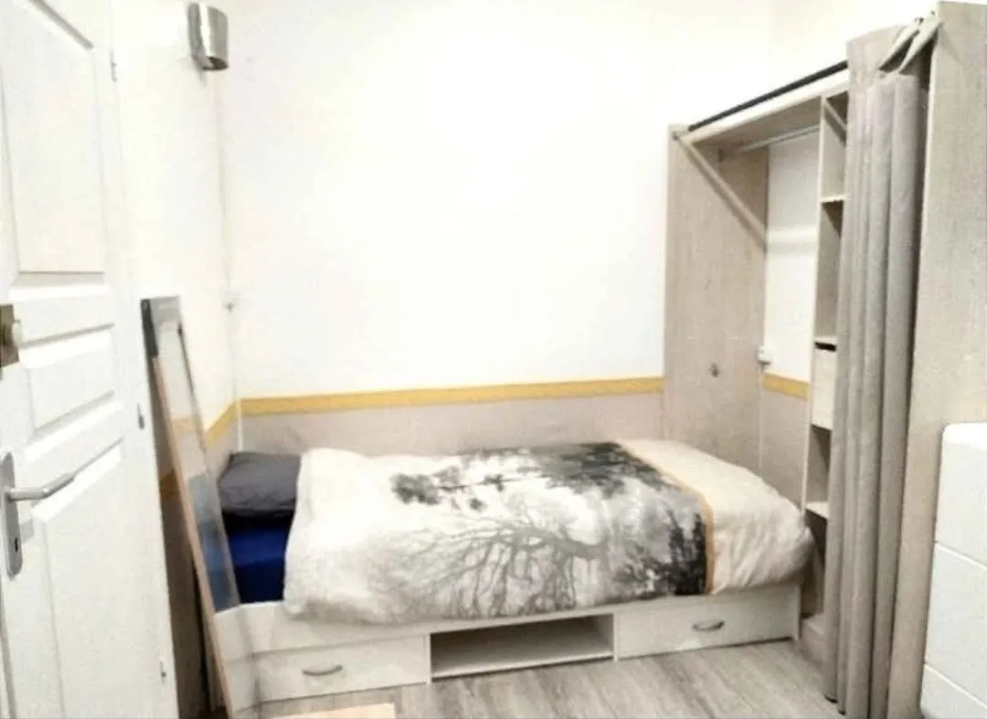 CHAMBRE MEUBLÉE EN COLOCATION ENTRE FILLE PRÈS DE LA GARE - CENTRE VILLE D'ARGENTEUIL.  — image 2 sur 12