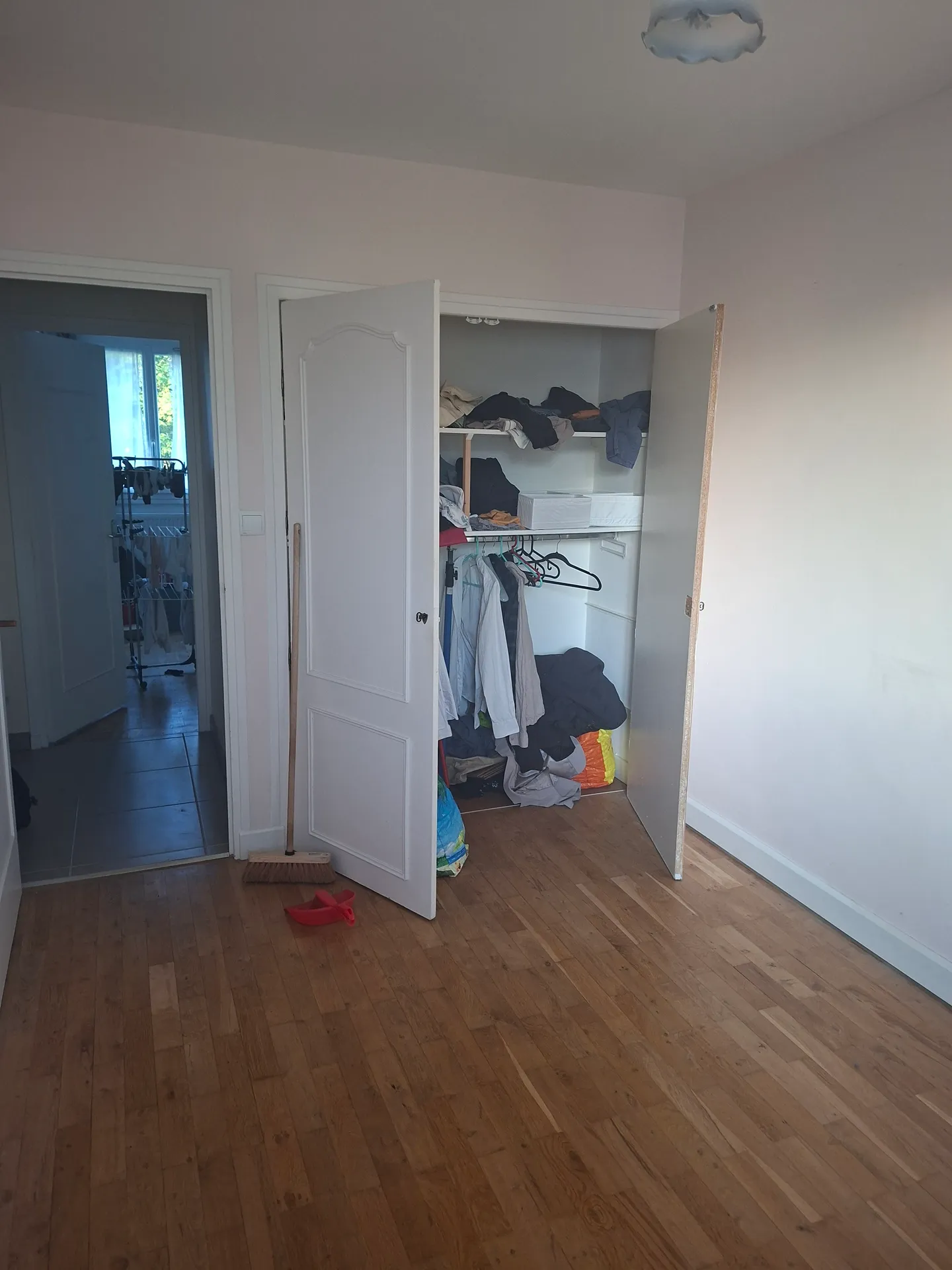 Chambre dispo sur Bron en collocation avec moi même  — image 7 sur 9