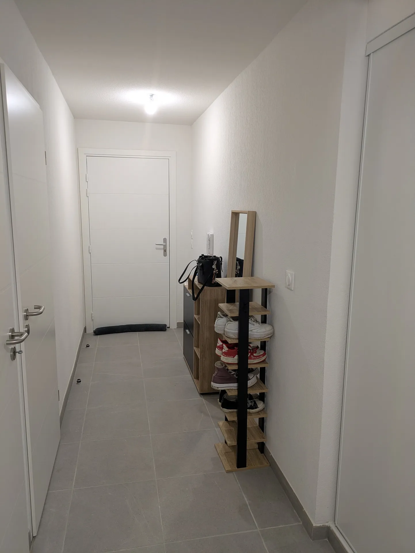 Appartement RDC 70m² avec petit jardin, chambre de 12m² disponible. — image 13 sur 14