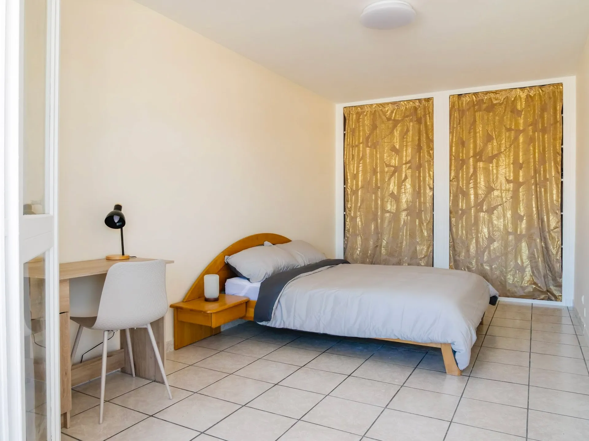 Colocation a proximité des fac et de toutes commodités. — image 3 sur 9