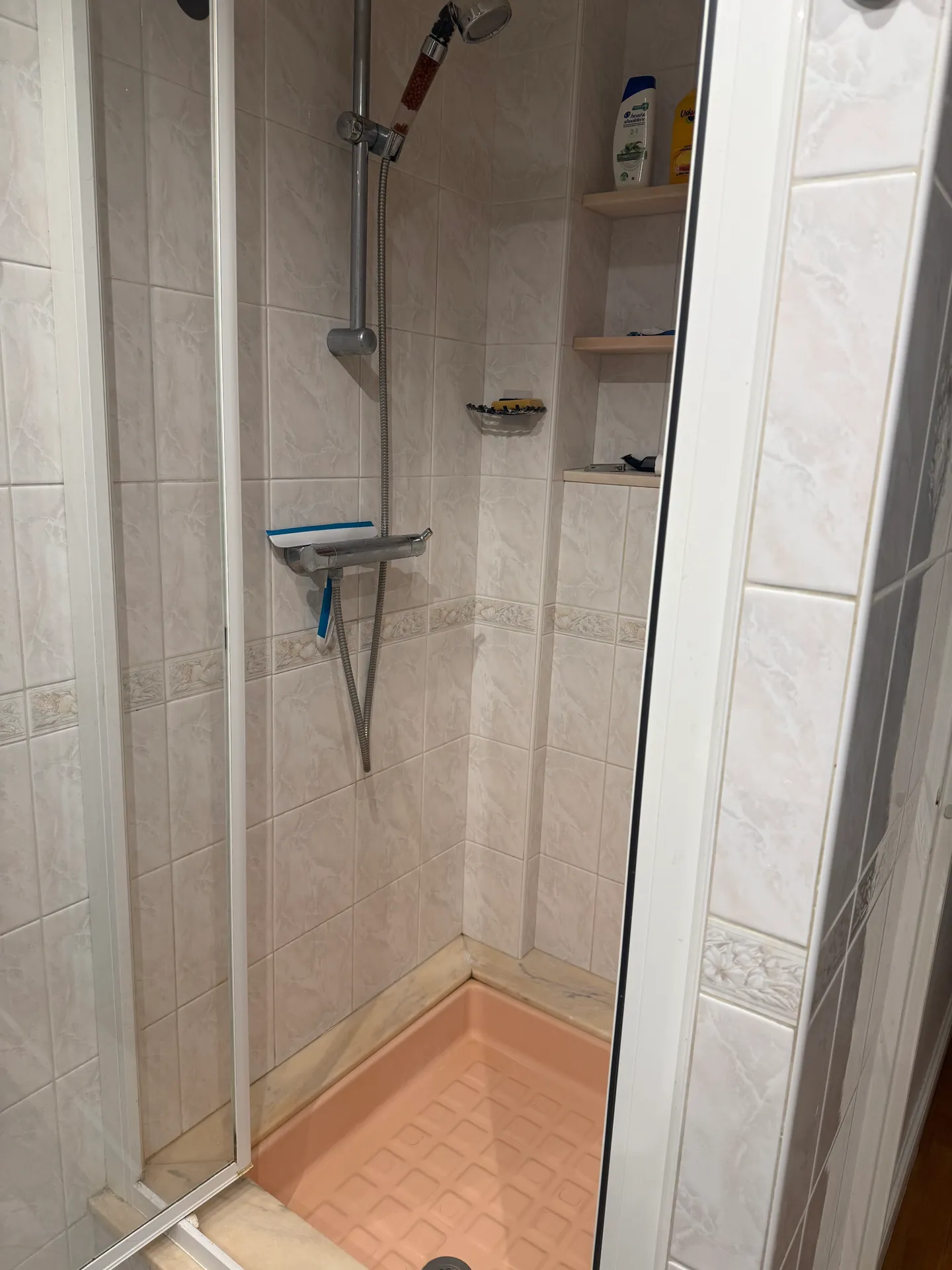 Chambre dans une appartement de 70m2 à Vitry-sur-Seine, situé à 2min à pied de la station de tram T9 — image 6 sur 6