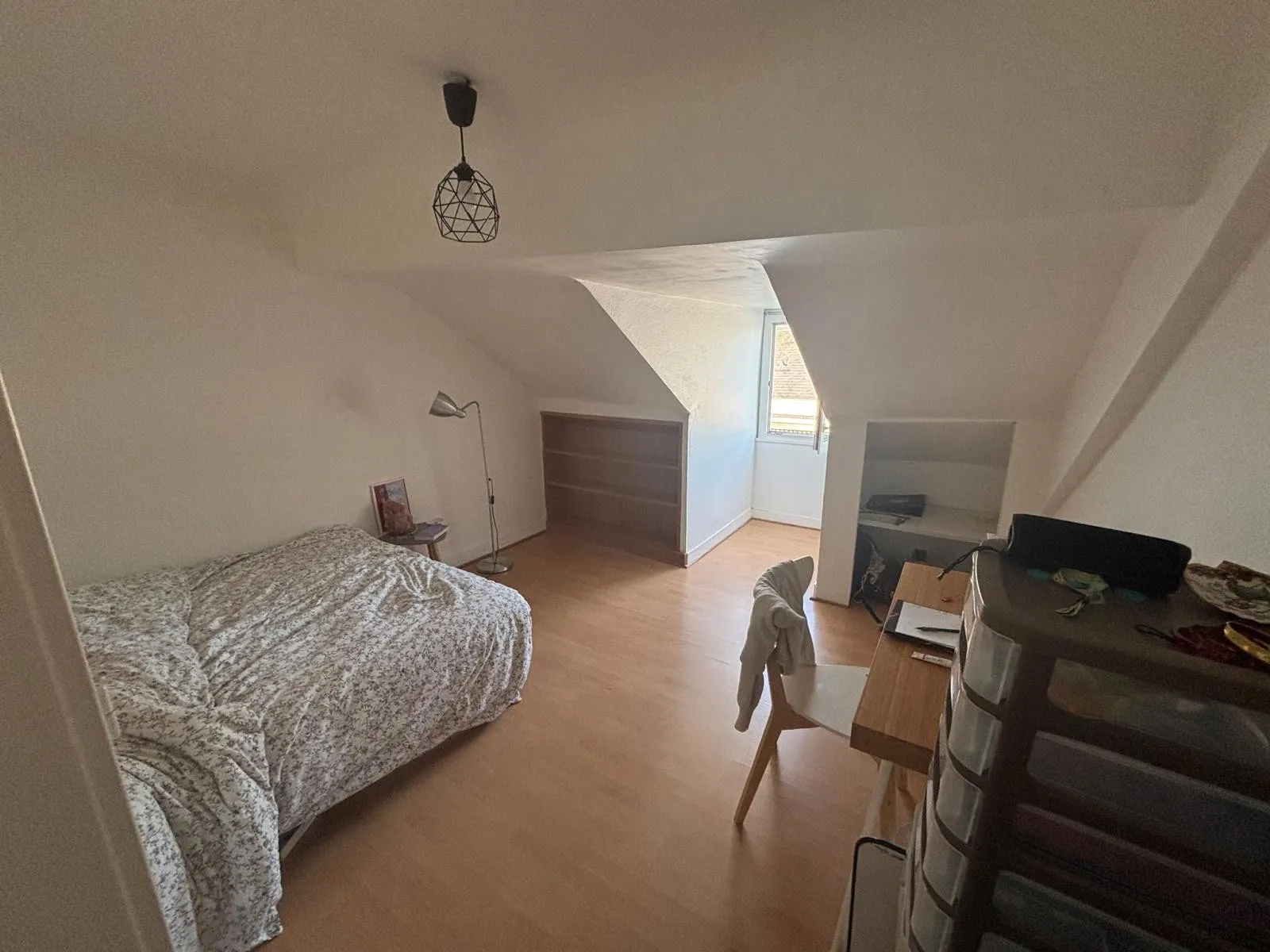 Appartement en colocation avec un étudiant STAPS en centre ville de Nantes, 45 m2. — image 8 of 8