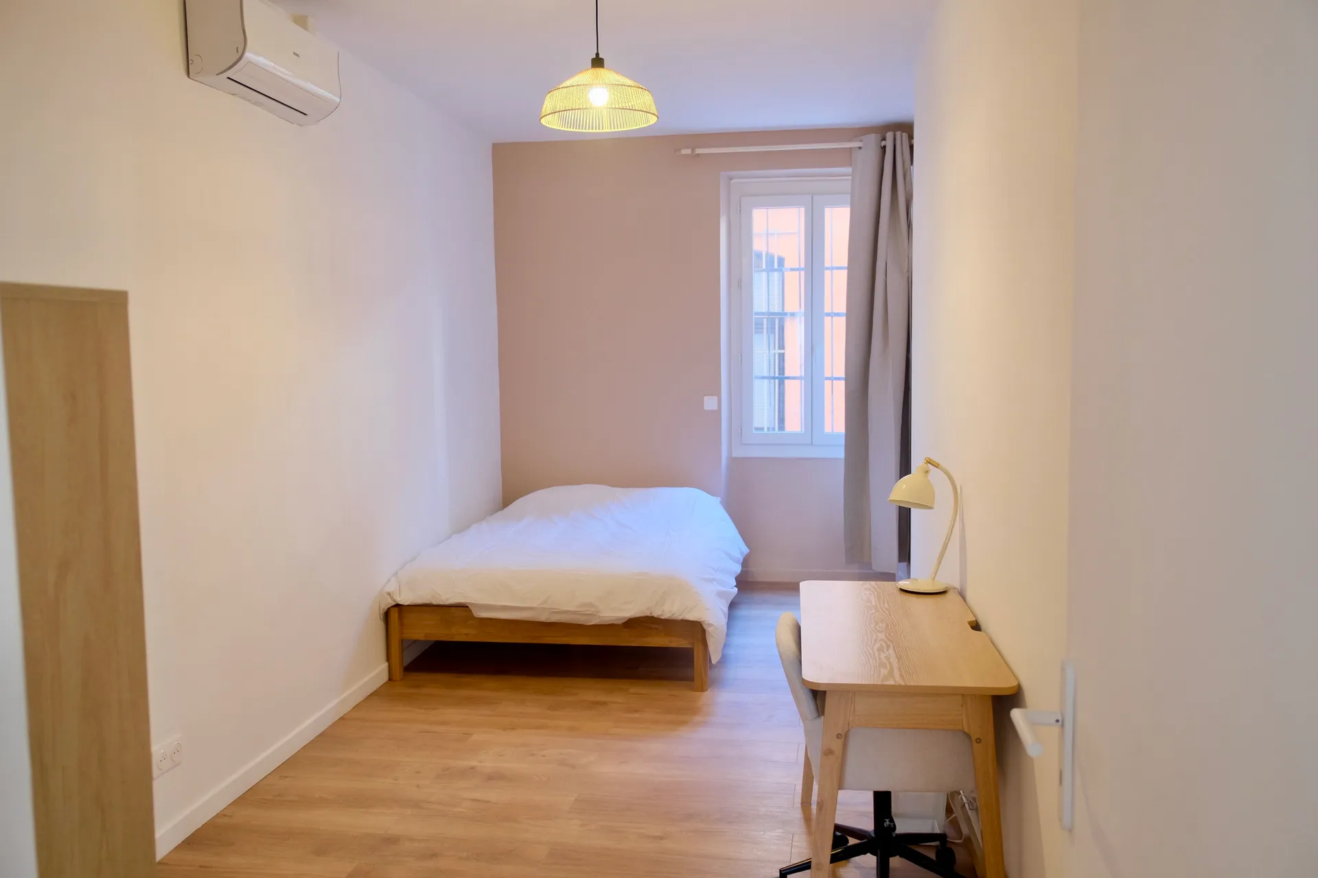 ✨ Colocation premium refaite à neuf – 5 min du Vieux-Port – Climatisation dans chaque chambre — image 8 of 9