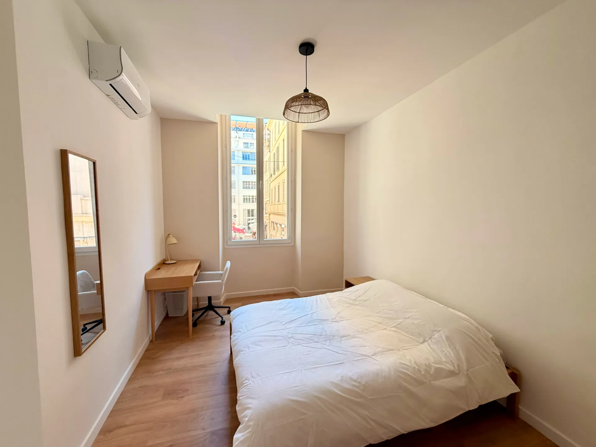 ✨ Colocation premium refaite à neuf – 5 min du Vieux-Port – Climatisation dans chaque chambre — image 7 of 9