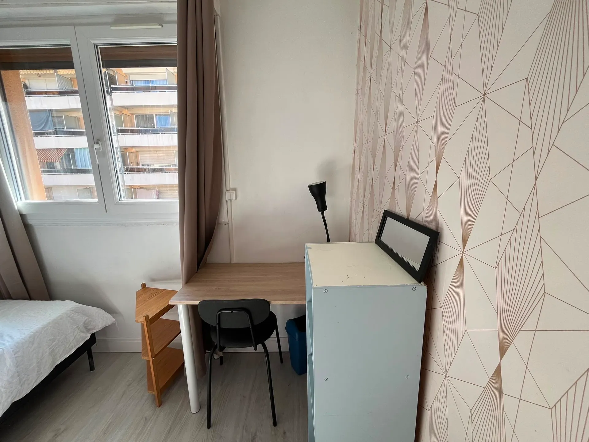 Chambre dispo dans une coloc de 3 personnes à Marseille (quartier la timone).  — image 4 sur 10