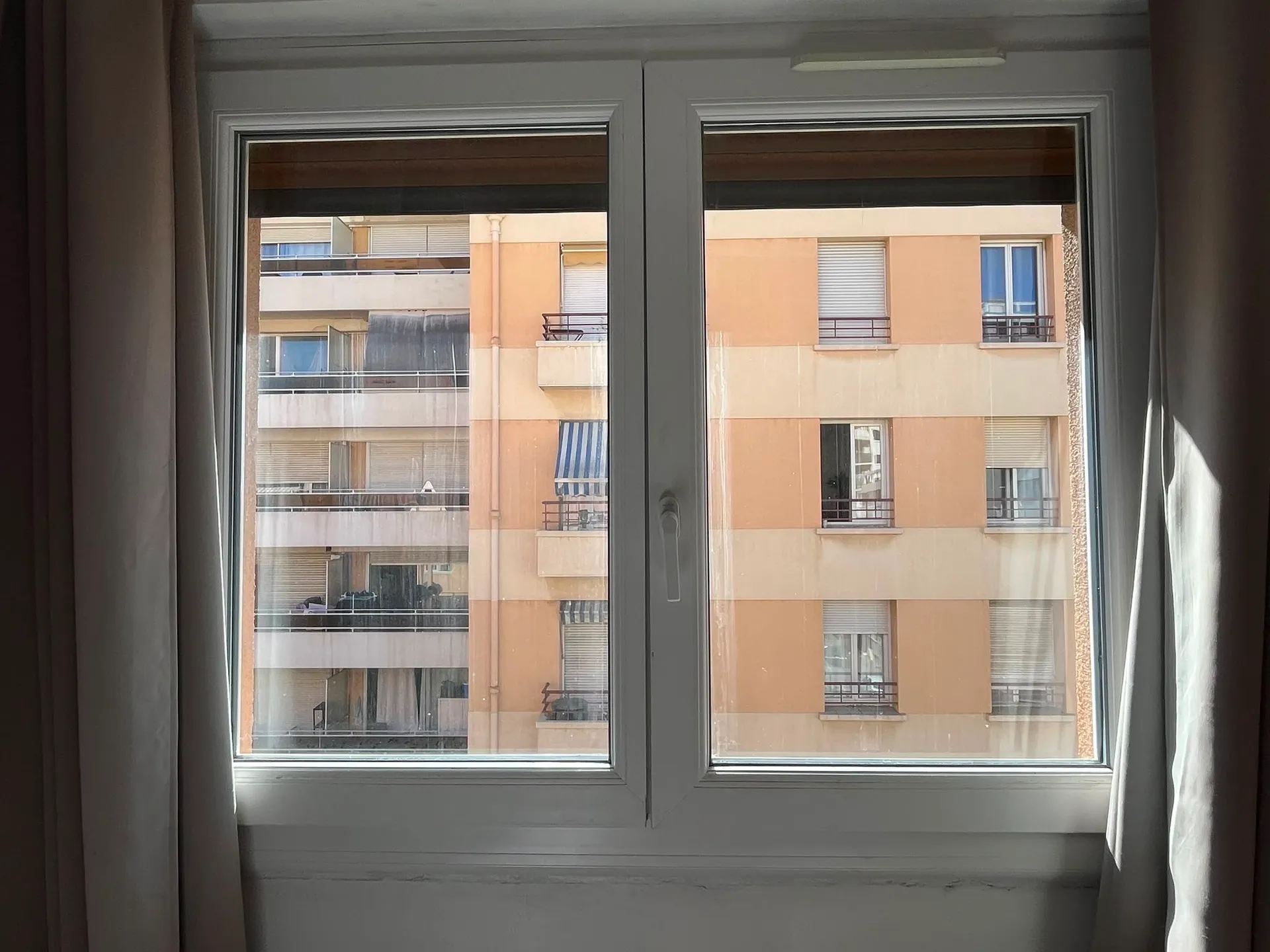 Chambre dispo dans une coloc de 3 personnes à Marseille (quartier la timone).  — image 8 sur 10