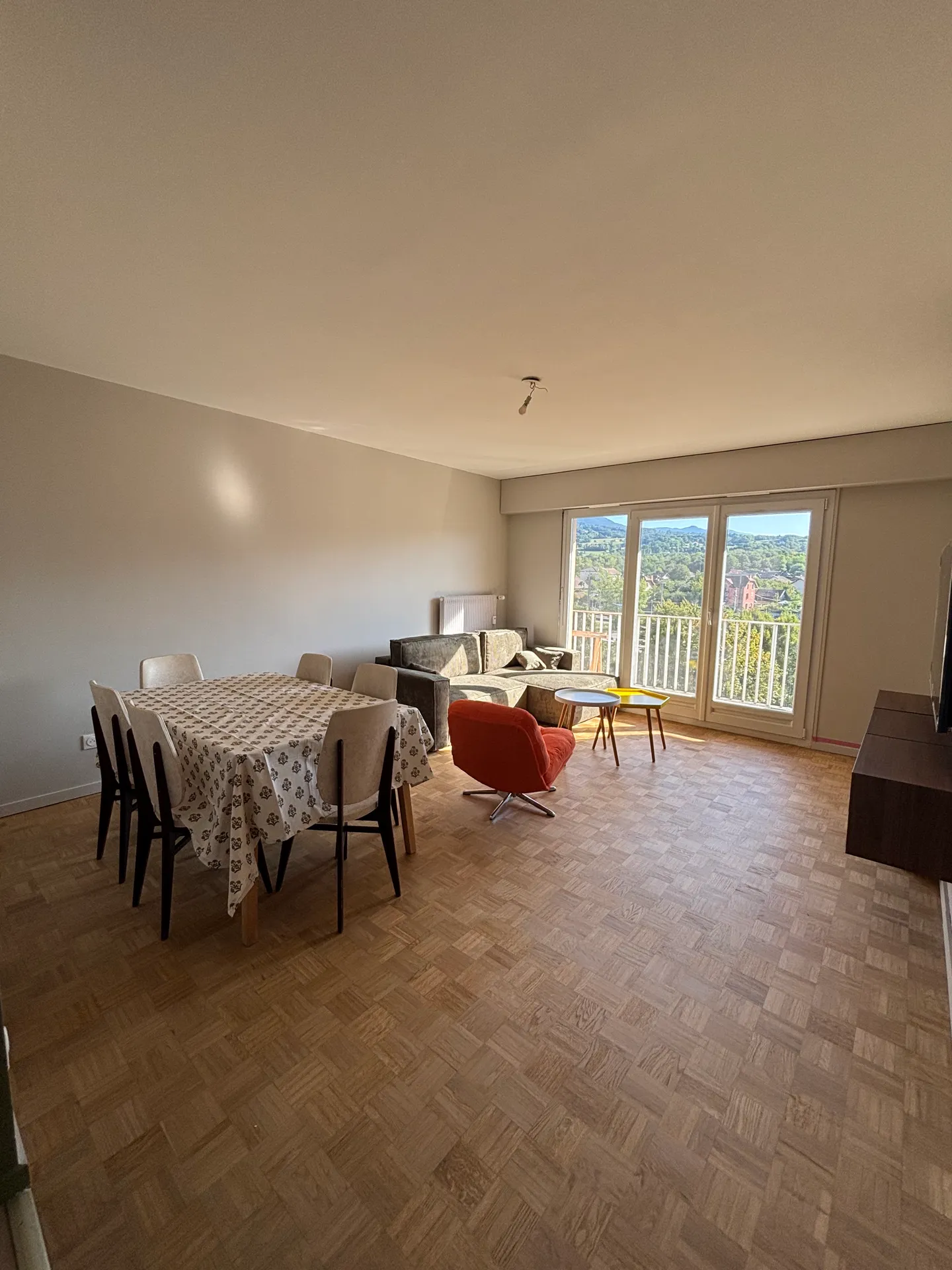  Colocation - La Roche sur Foron - pied gare — image 2 of 3