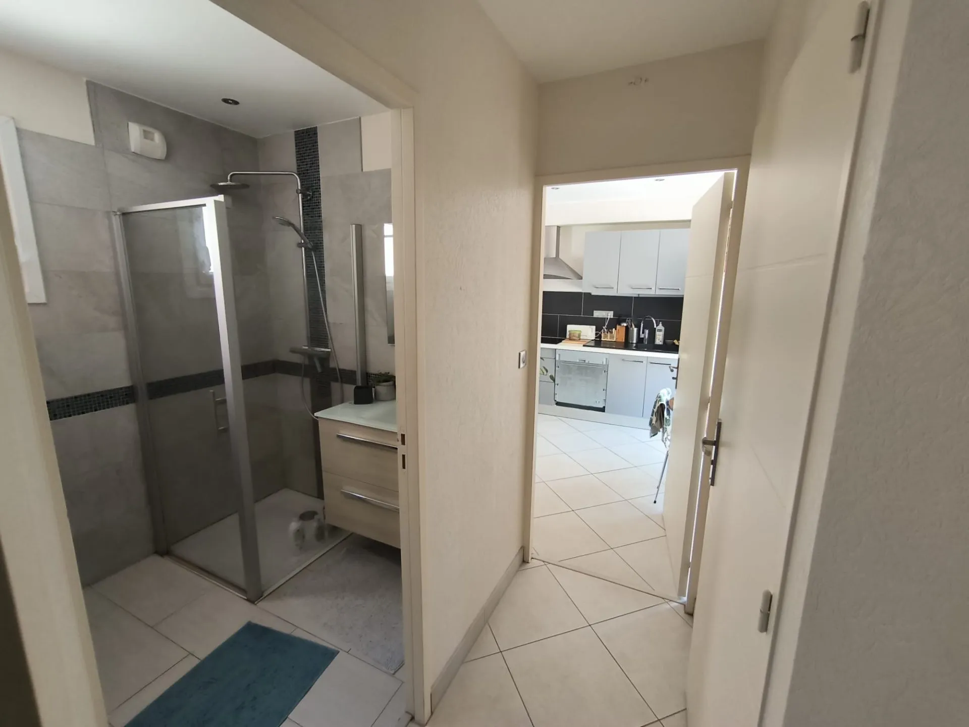 Chambre dans une maison avec jardin à Angers ! — image 4 of 7