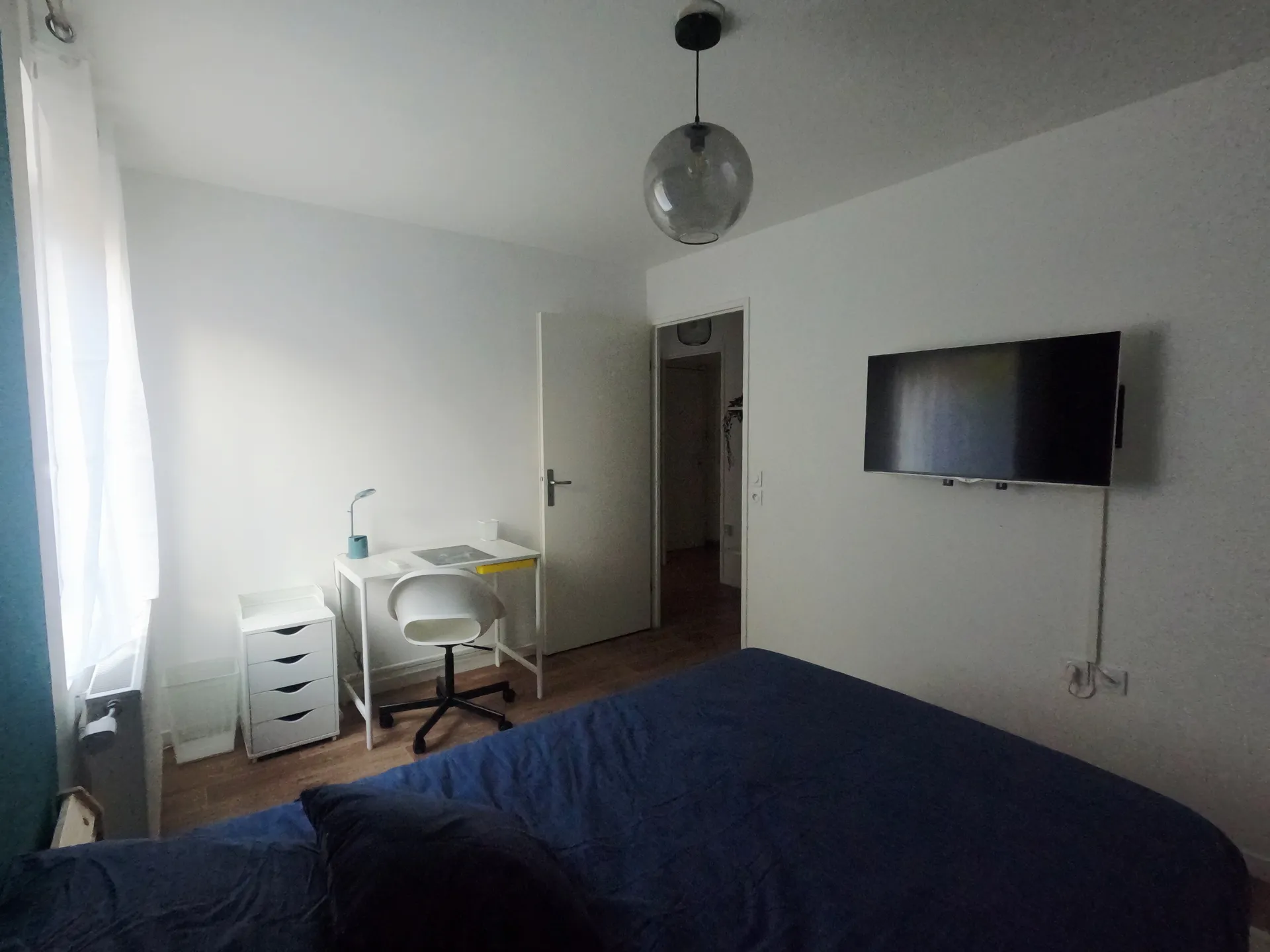 🏡 Chambre lit double meublée en colocation – Champs-sur-Marne (77) – 620 €/mois (hc) — image 3 sur 10