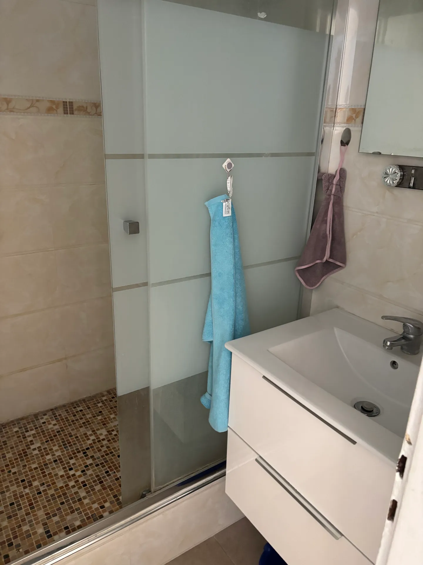 Location courte durée – Chambre proche d’Orly
 — image 3 of 6