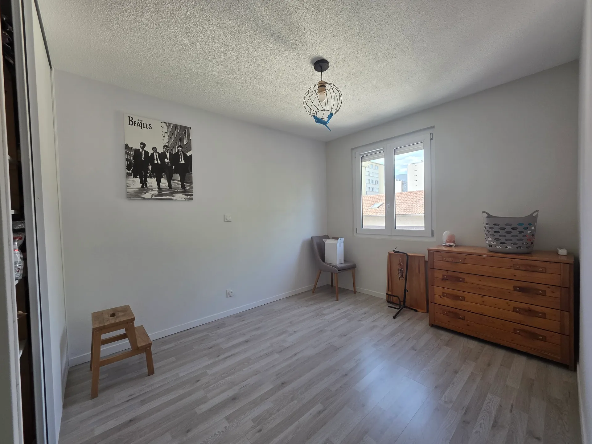 Chambre en coloc dans appartement tout confort et rénové, Alliés Clos d'or — image 2 of 3