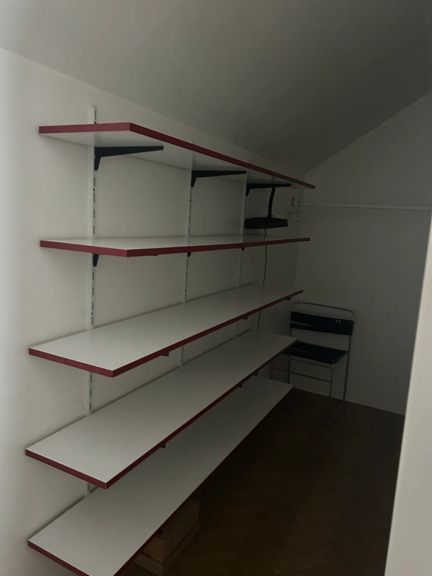 Location d'une chambre dans une colocation sur Annecy . Recherche une étudiante  — image 3 of 6