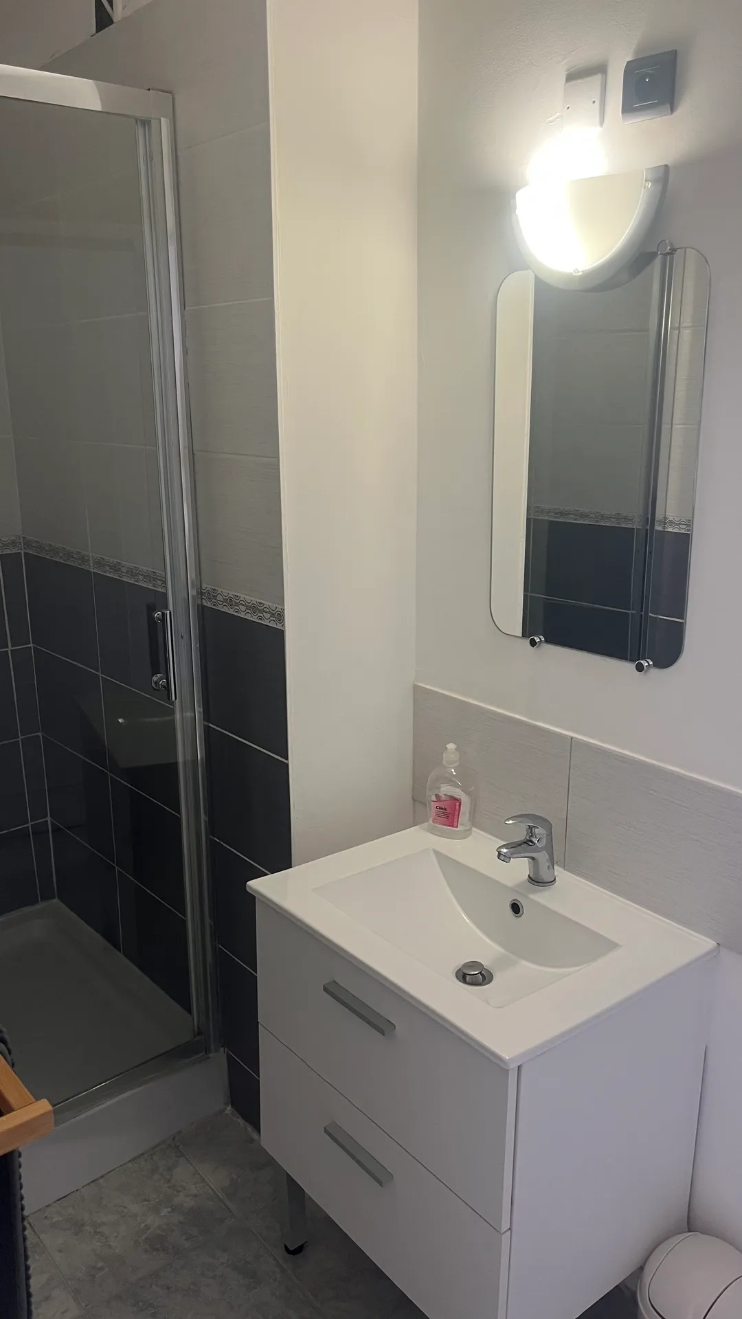 2 chambres libres dans une colocation de 4 personnes dans 94 m2 , à Bellevue au 3 eme étage  — image 15 of 15