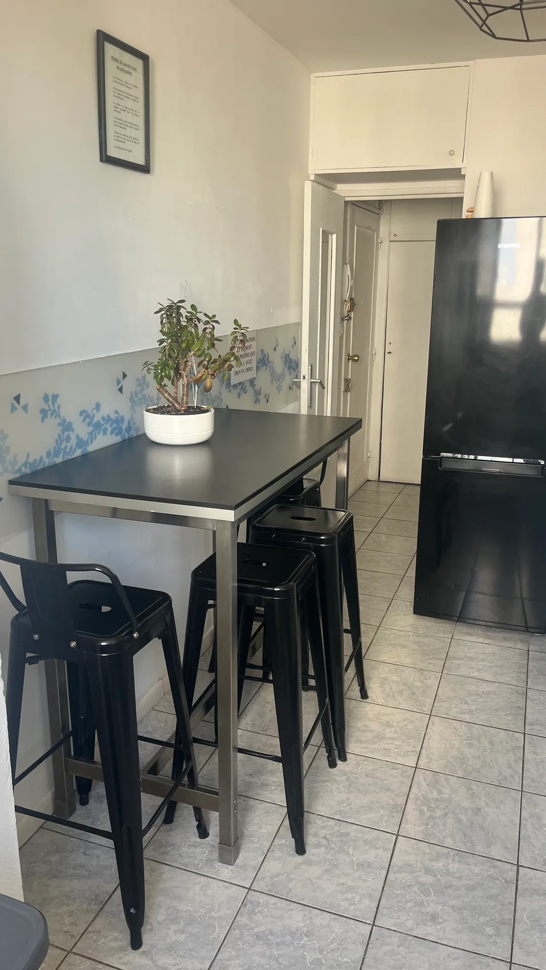 2 chambres libres dans une colocation de 4 personnes dans 94 m2 , à Bellevue au 3 eme étage  — image 6 of 15