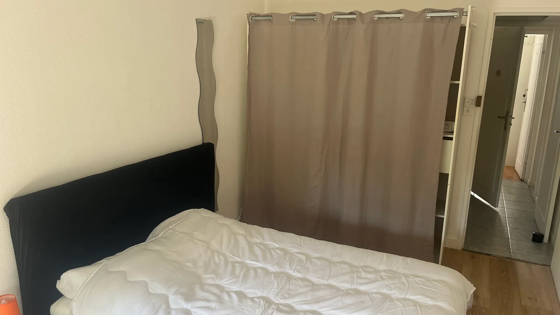2 chambres libres dans une colocation de 4 personnes dans 94 m2 , à Bellevue au 3 eme étage  — image 10 of 15