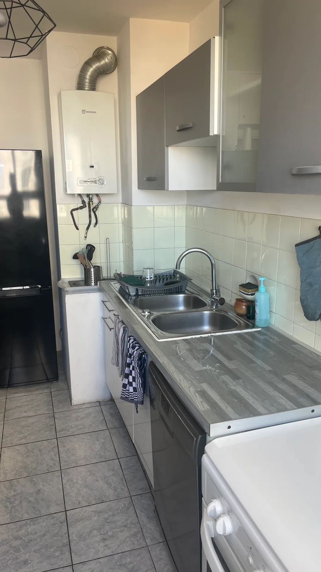 2 chambres libres dans une colocation de 4 personnes dans 94 m2 , à Bellevue au 3 eme étage  — image 4 of 15