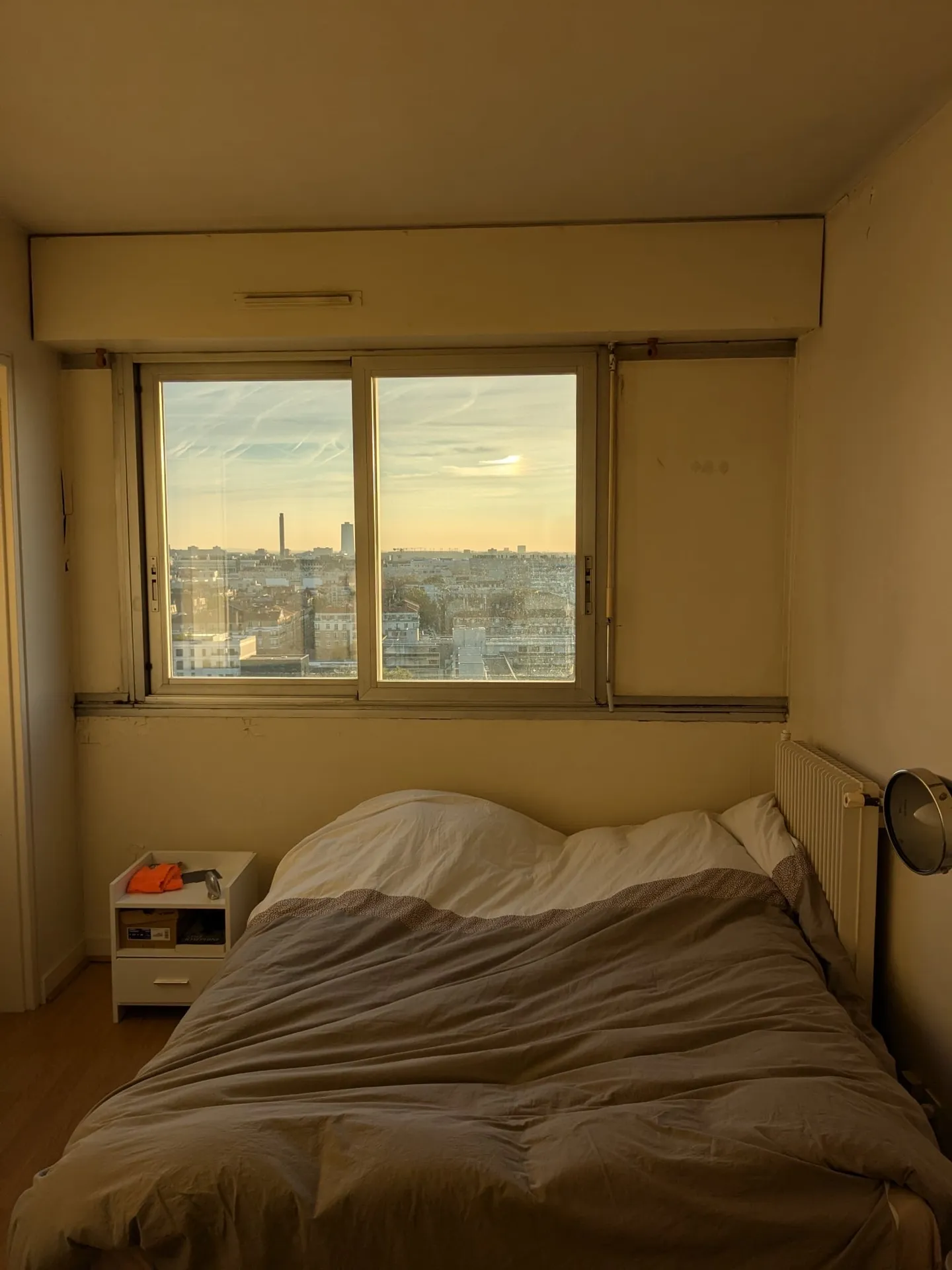 Chambre dispo dans colocation pour 2 filles à Clichy ! — image 2 of 6