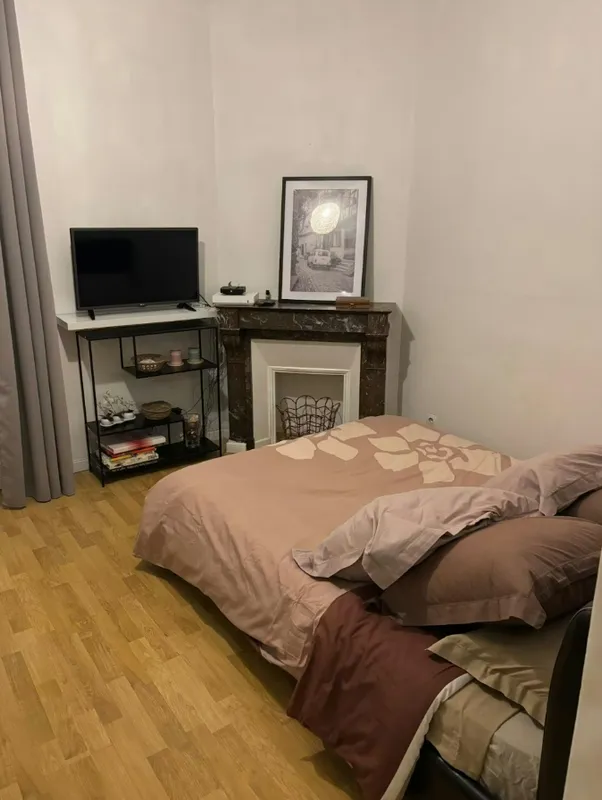 Studio meublé de standing – 30 m² – Rue des Peupliers, Paris — image 3 sur 10