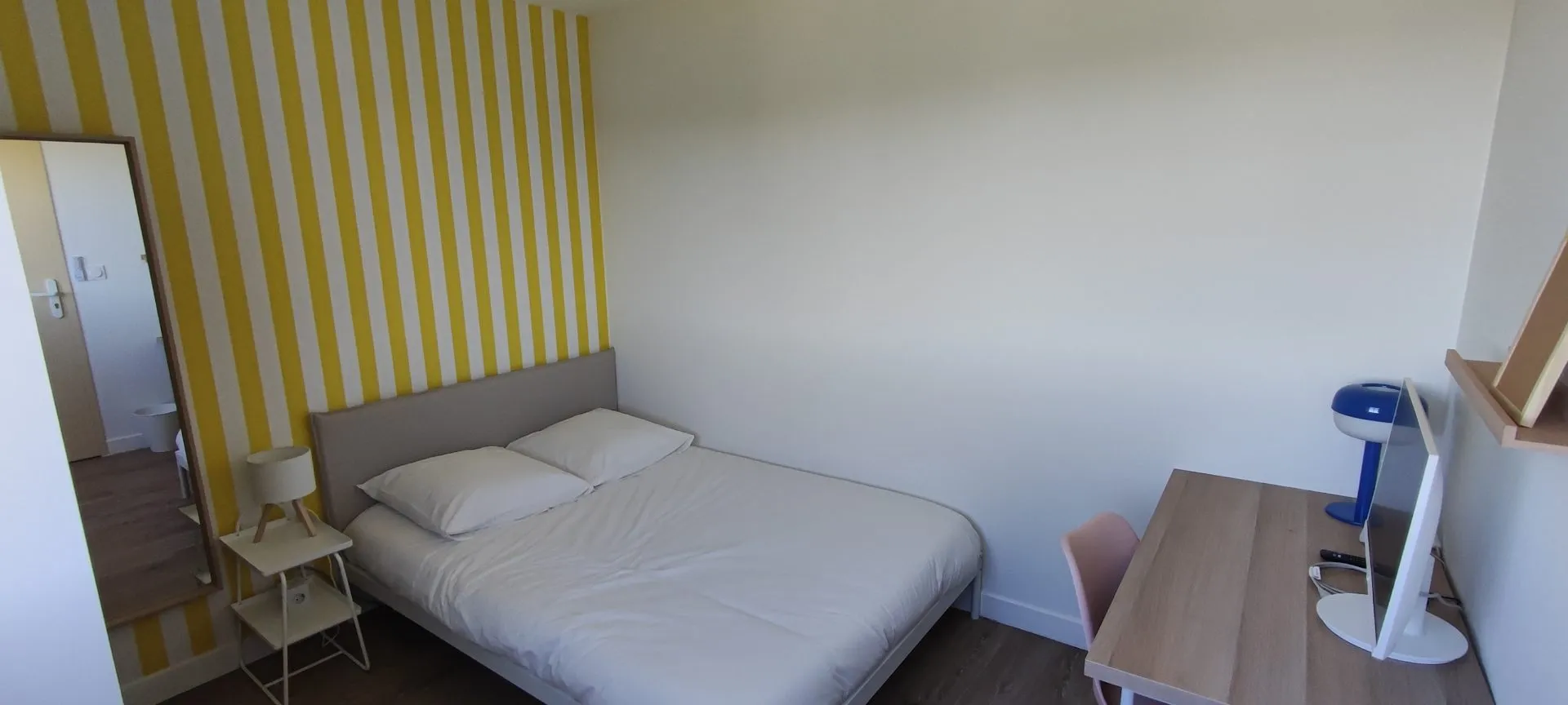 🔥 Chambre avec salle de bain privative dans une coloc filles à 300m du métro — image 6 sur 15