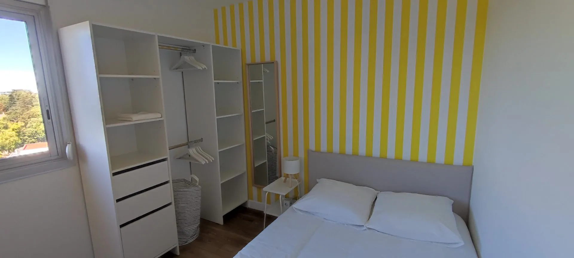 🔥 Chambre avec salle de bain privative dans une coloc filles à 300m du métro — image 7 sur 15