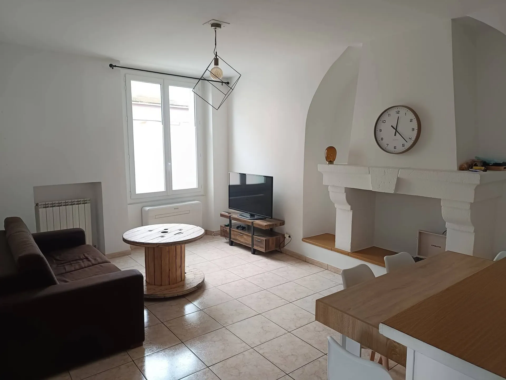 Chambre disponible à Villeneuve les Avignon, proche des remparts d'Avignon.   — image 3 sur 3