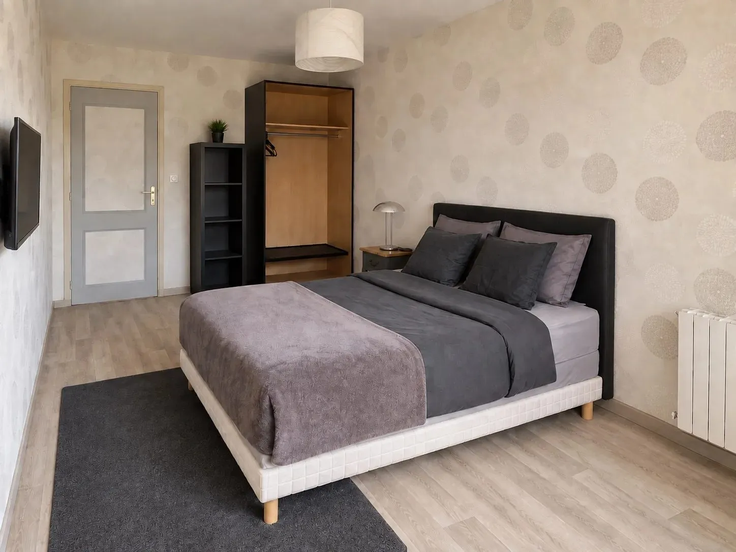 Harmonie — chambre au RDC, terrasses et jardin à partager — image 3 sur 15