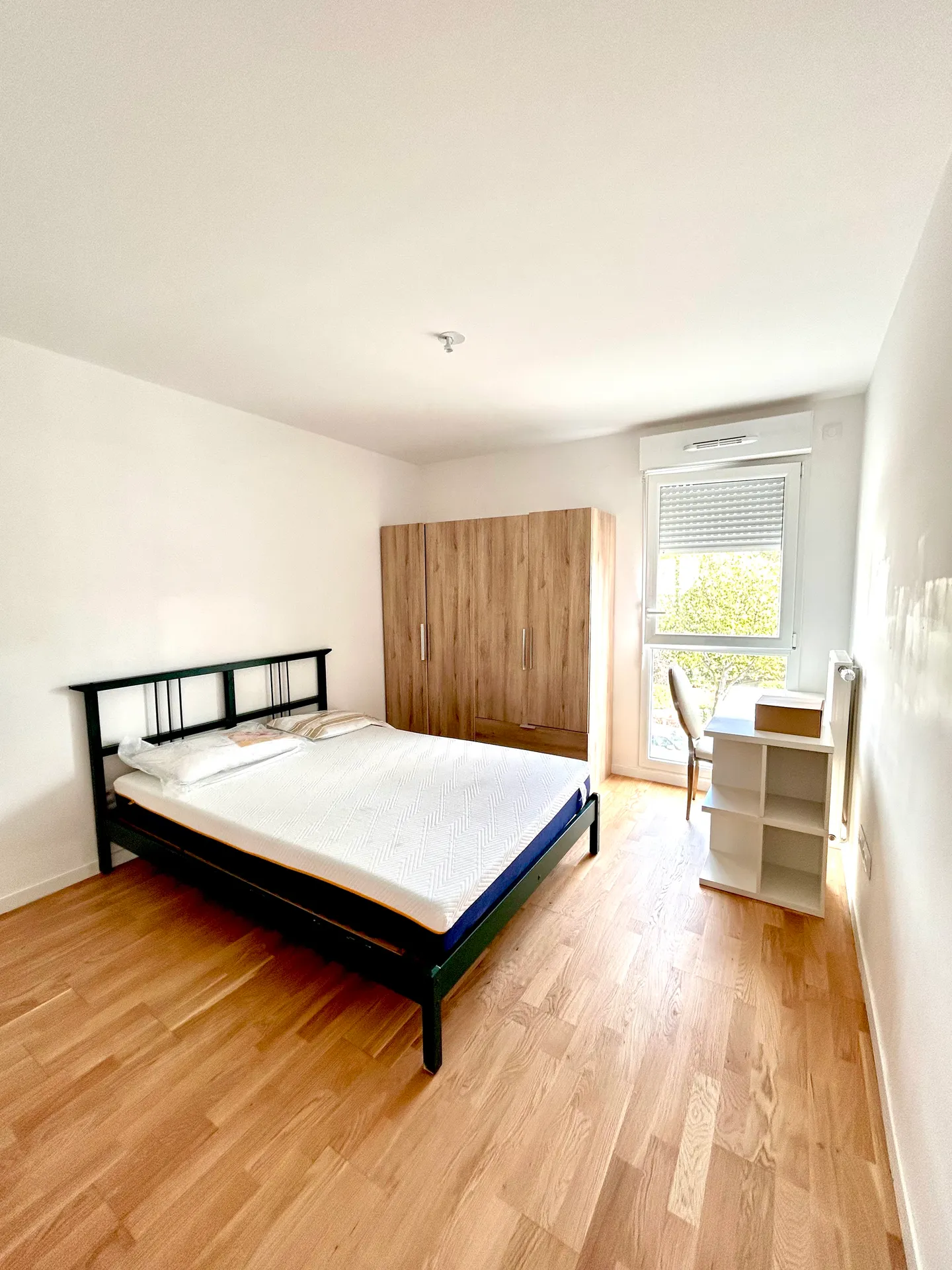 Chambre haut de gamme en colocation dans un appartement meublé à Bezons près de La Défense — image 11 of 15