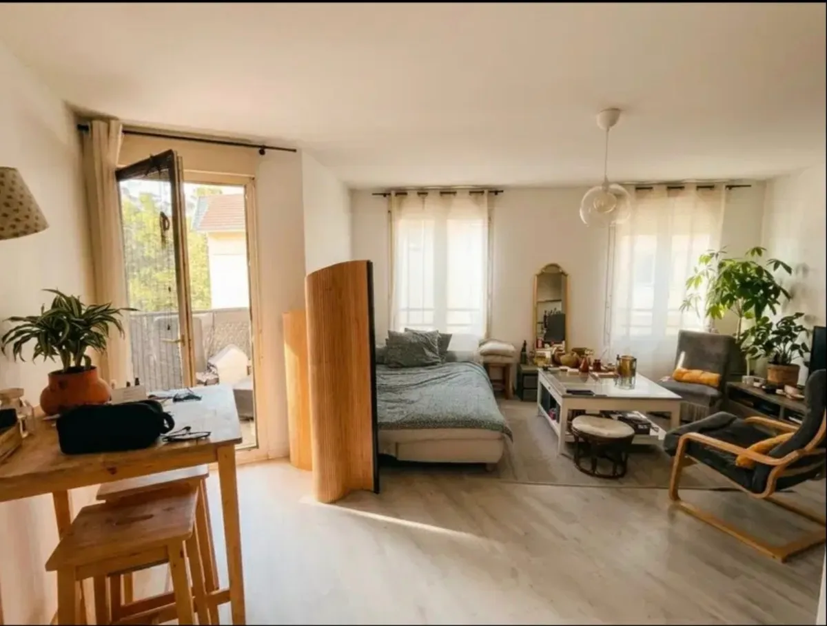 Chambre Lyon Croix Rousse — image 2 of 5