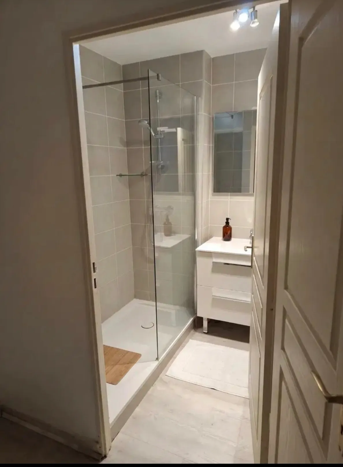 Chambre Lyon Croix Rousse — image 4 of 5