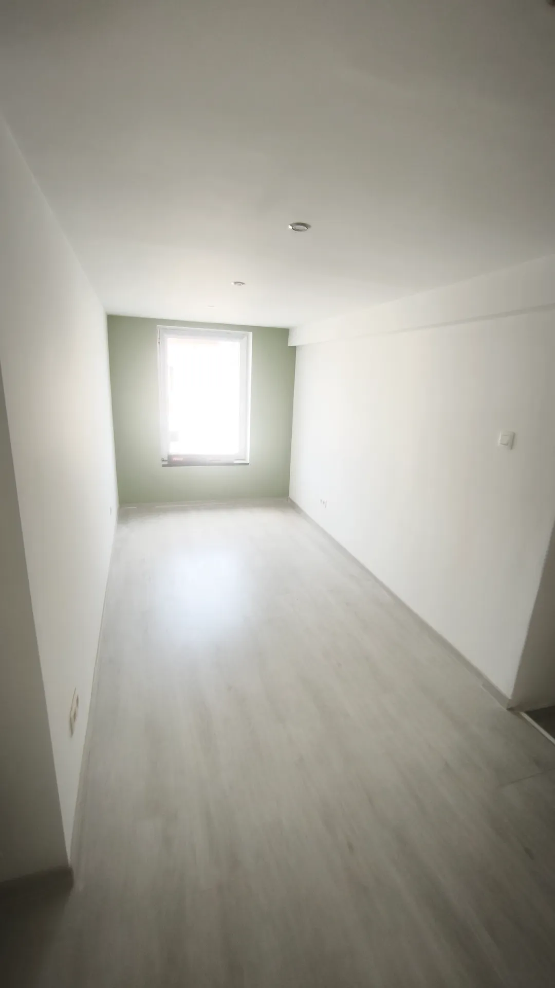 Coloc médicale dans une maison de 222 m carré à deux pas du GHdC. Dispose d'un jardin et garage. — image 12 sur 12