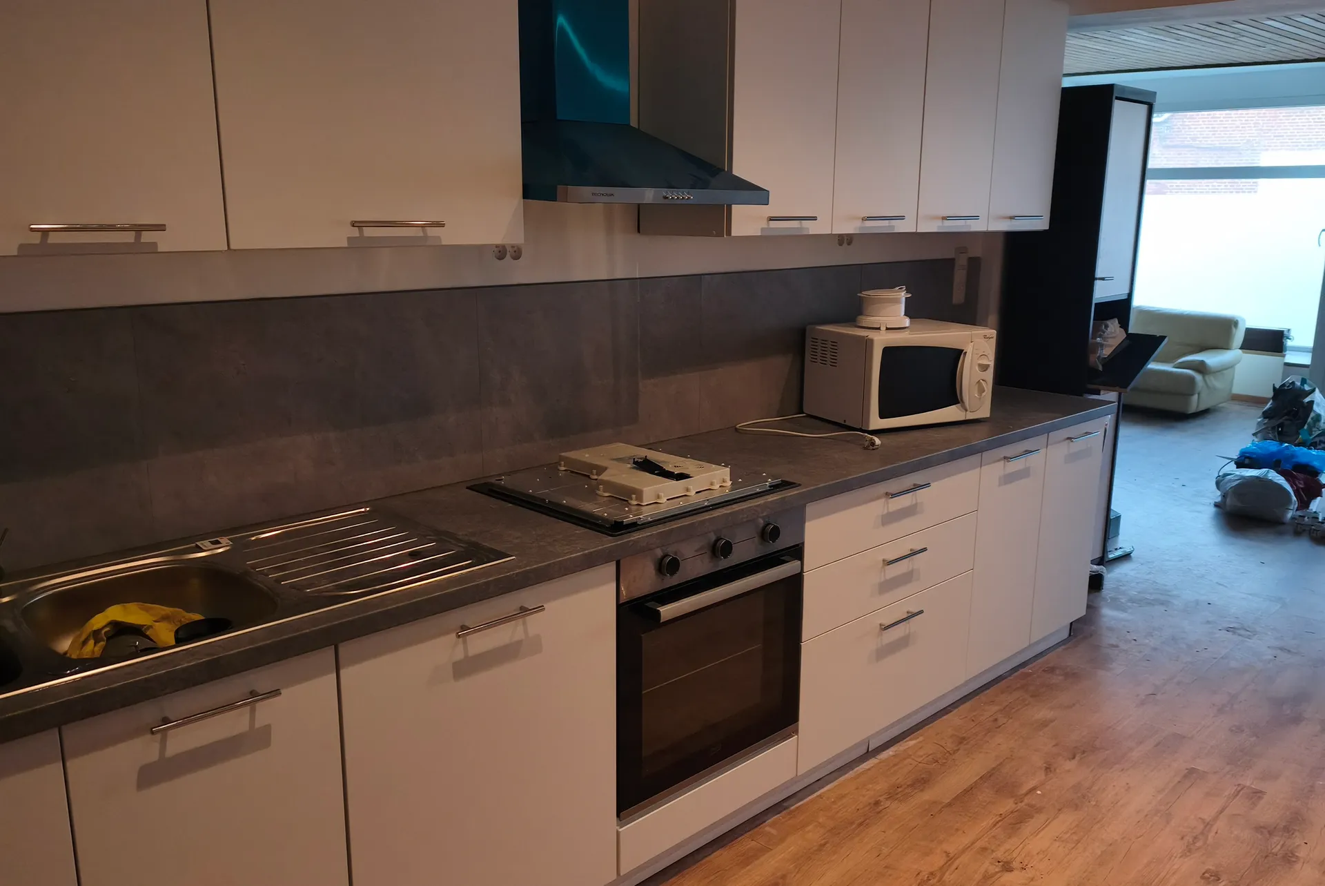 Coloc médicale dans une maison de 222 m carré à deux pas du GHdC. Dispose d'un jardin et garage. — image 6 sur 12