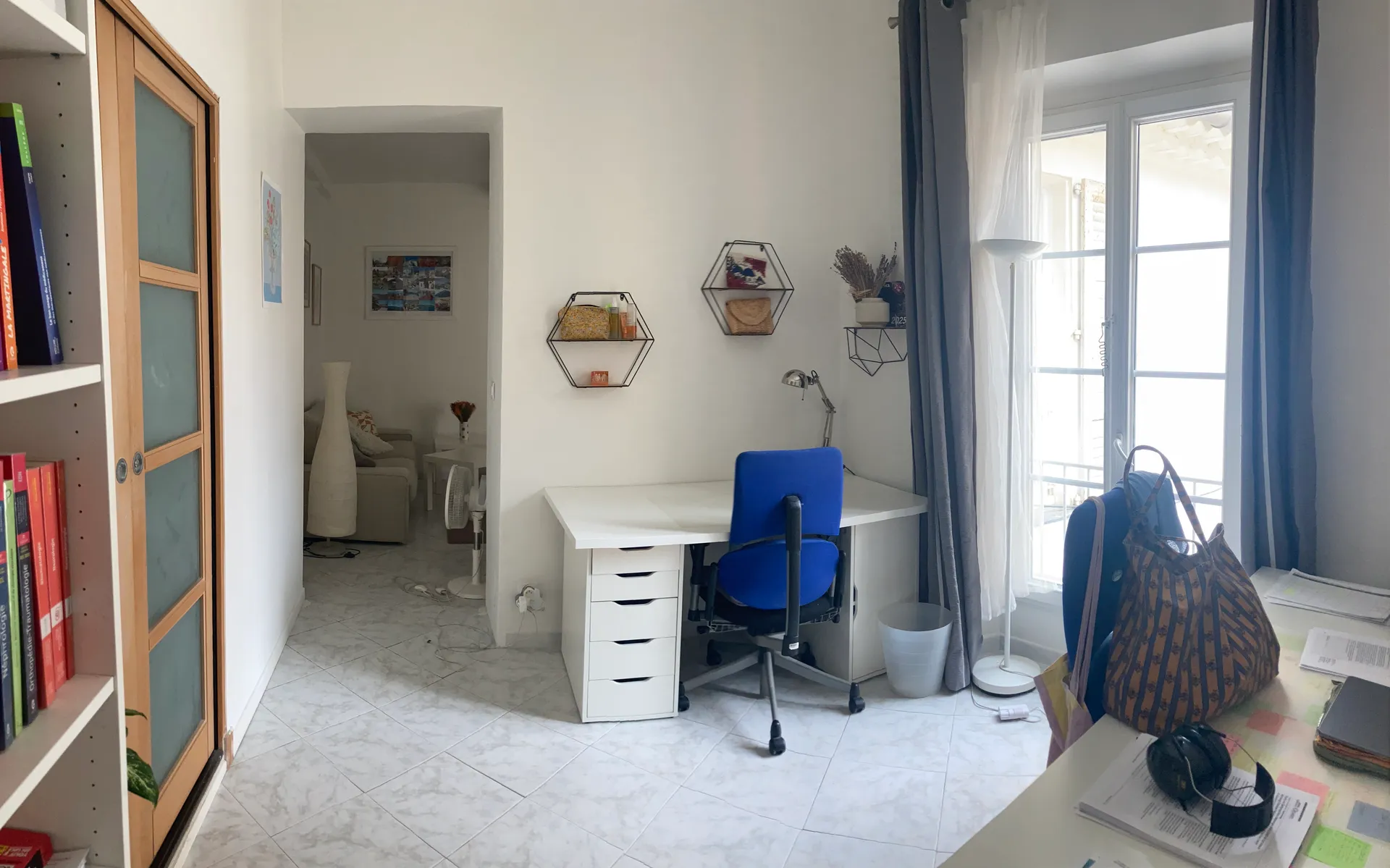 Hello ! 
Je suis à la recherche d’une colocataire à partir de début novembre 2026. 

Appartement de  — image 3 sur 6