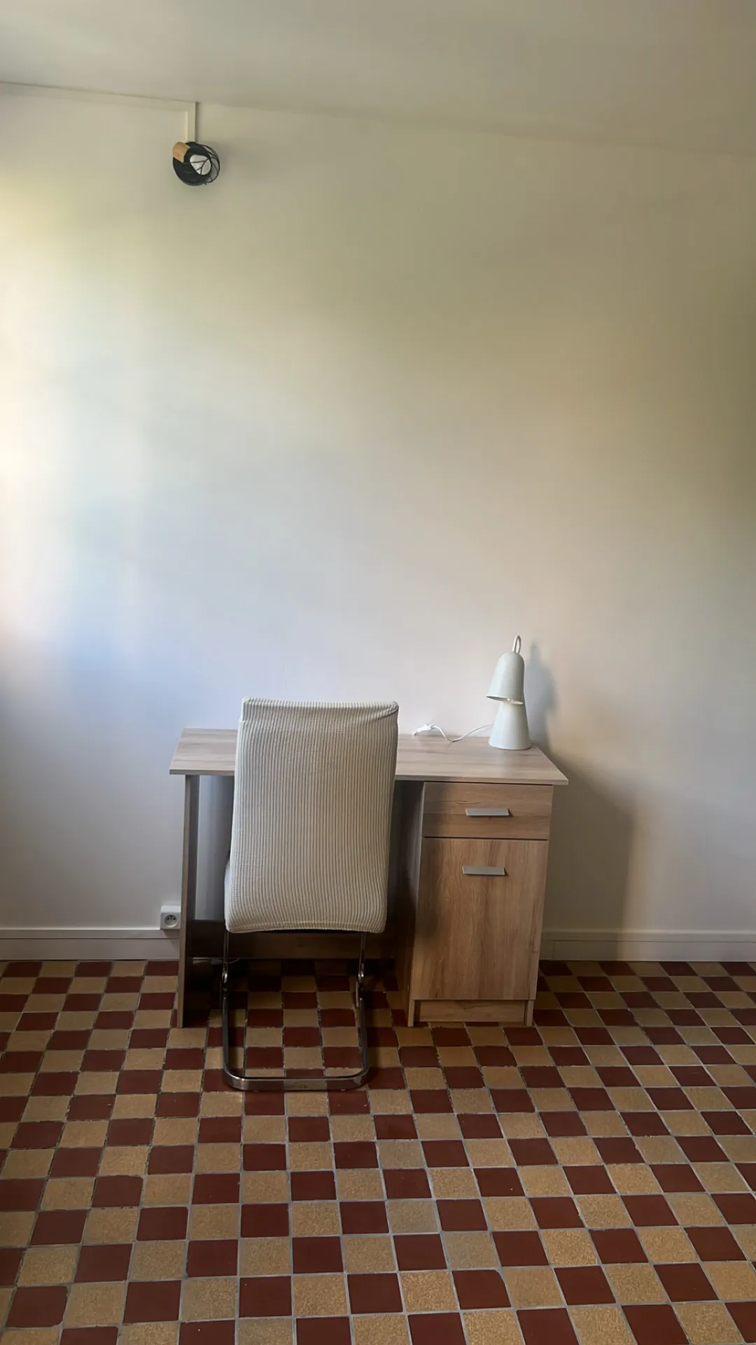 Colocation féminine étudiante à Créteil – Chambres meublées  3 – Disponible immédiatement
 — image 2 sur 12