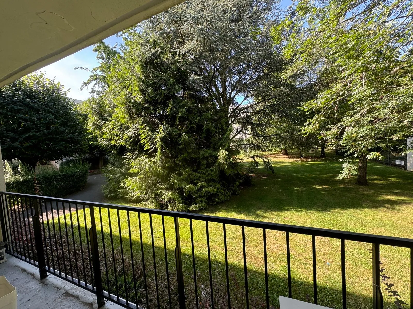 Chambre dans une colocation 90 m² Évry-Courcouronnes (91000) 550€ — image 4 of 11