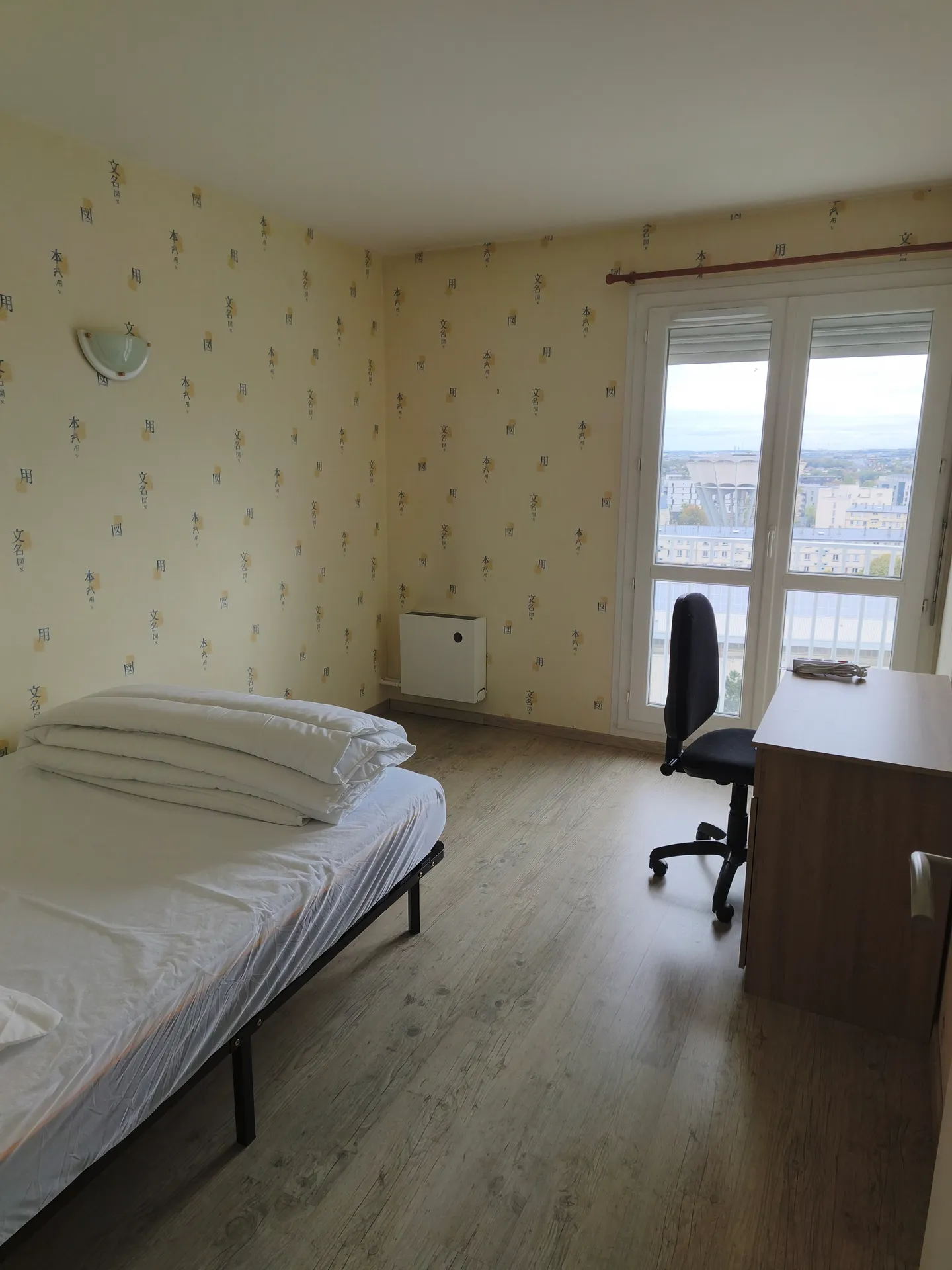 Chambre 4 pièces 73m2 — image 5 of 8