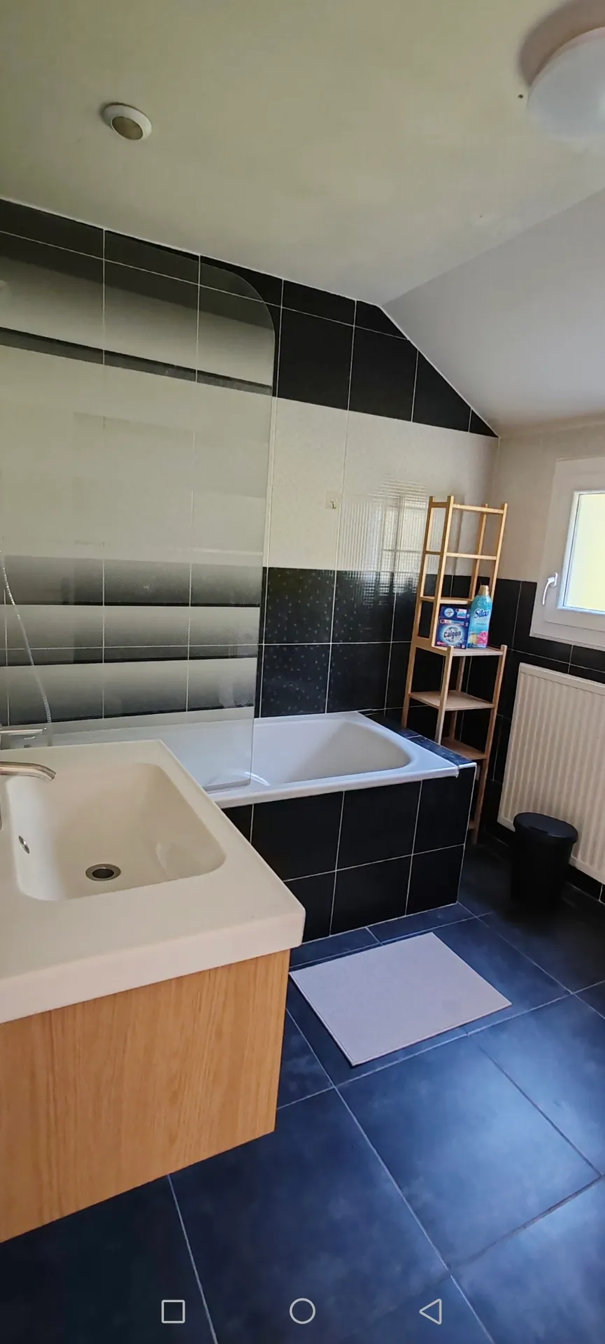 Appart de 4 chambres à Aulnay-sous-Bois  — image 4 of 10