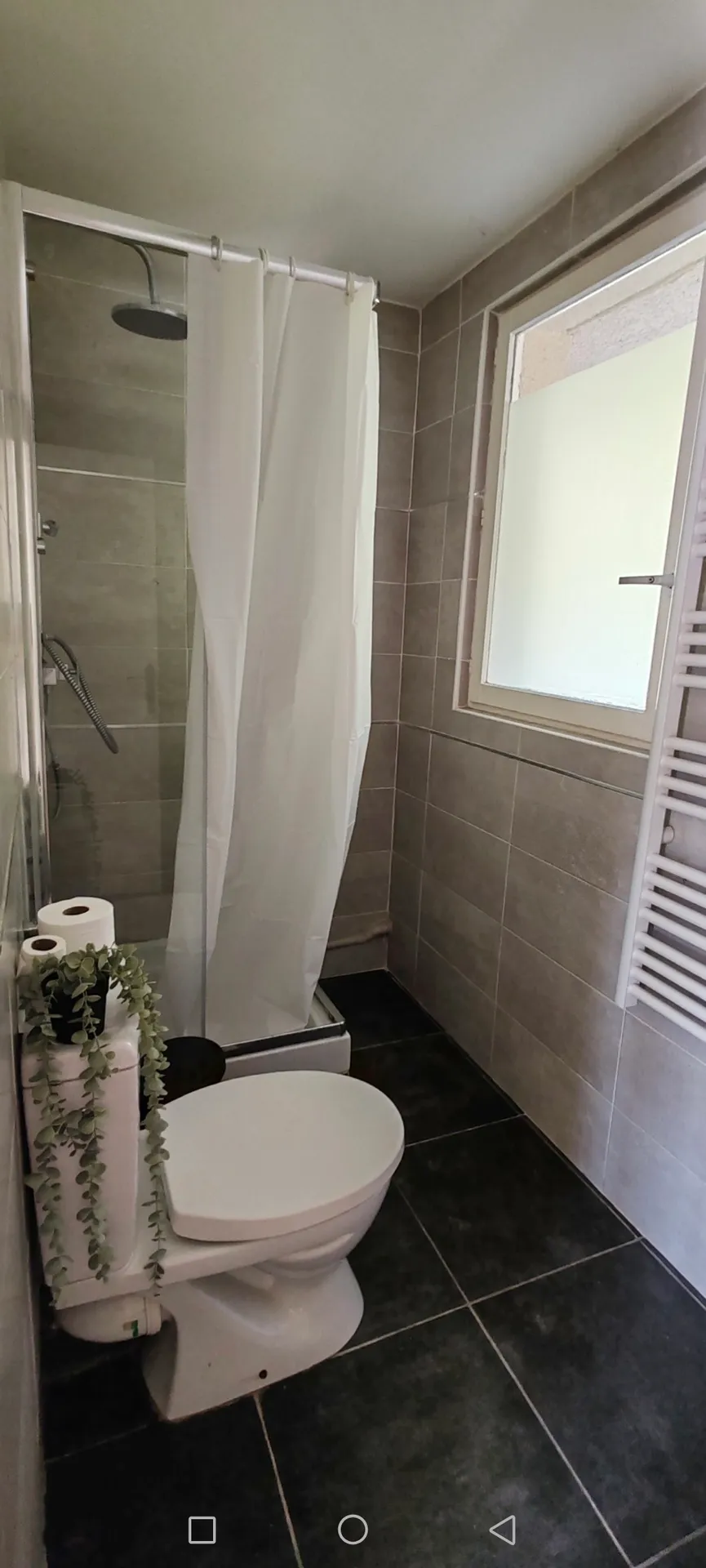 Appart de 4 chambres à Aulnay-sous-Bois  — image 2 of 10