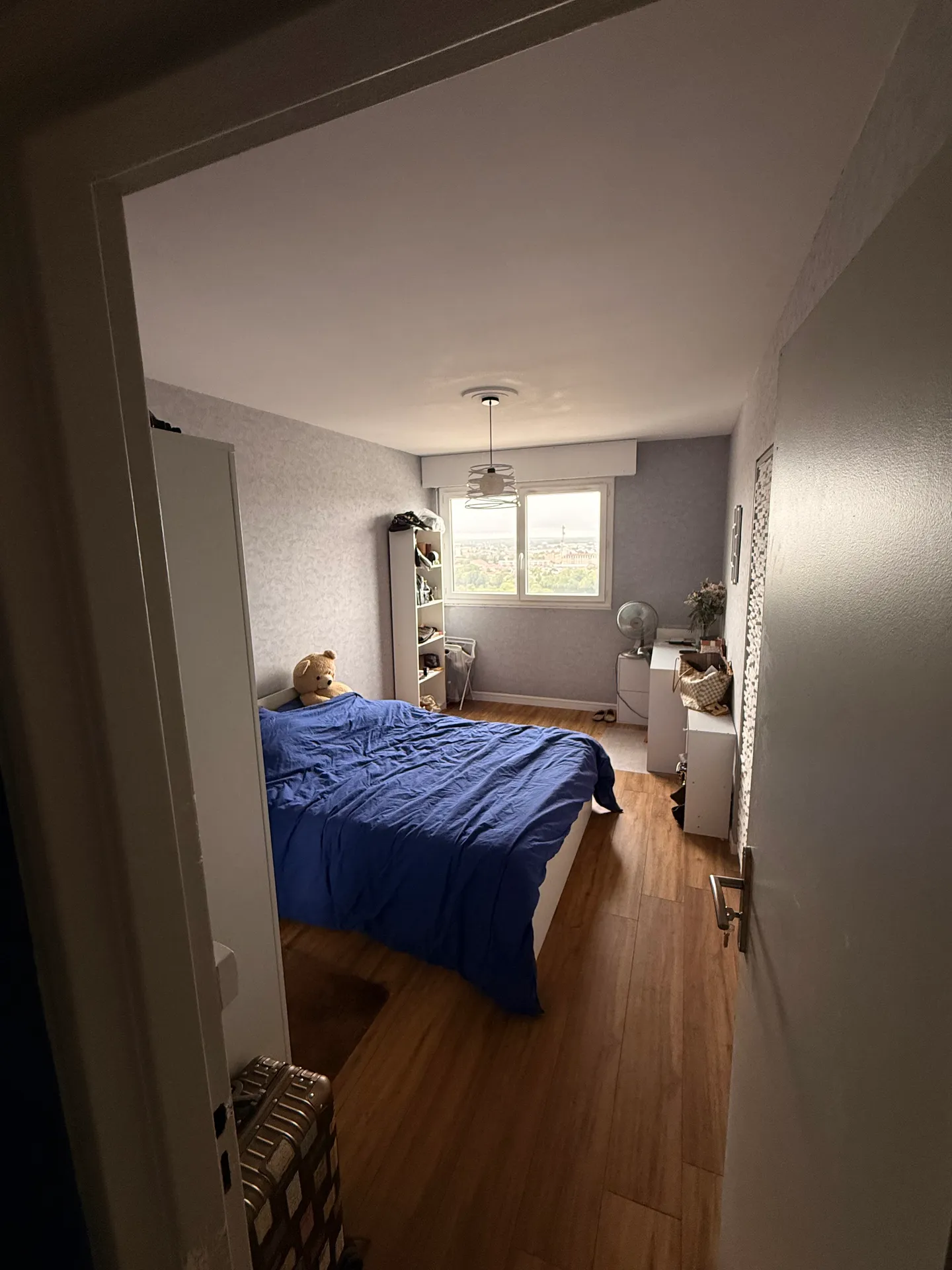Une chambre 13m2 — image 6 of 13